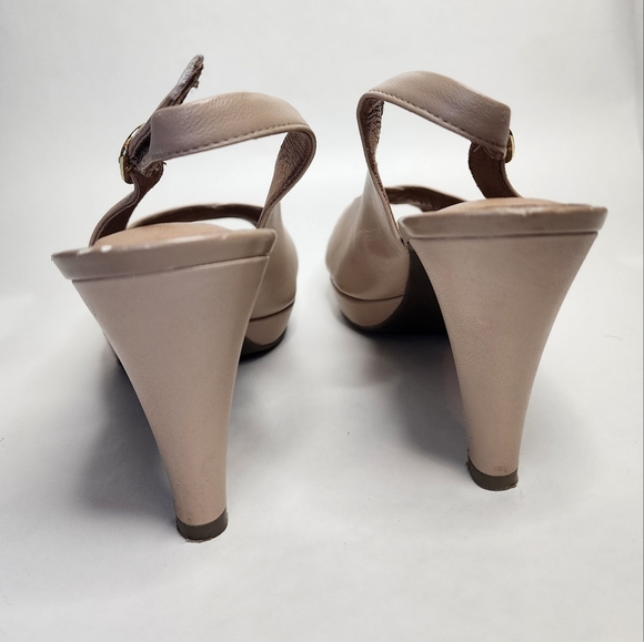 EUC Clarks Artisan Slingback Sandal / Heels - Picture 4 of 6